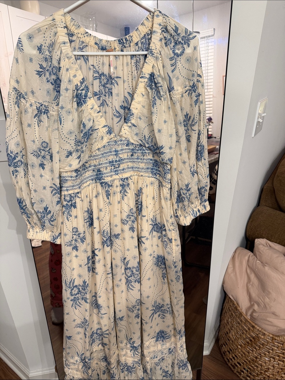 Free People Blue & Cream Floral Boho Maxi Dress Cottagecore Dress M - Picture 7 of 9
